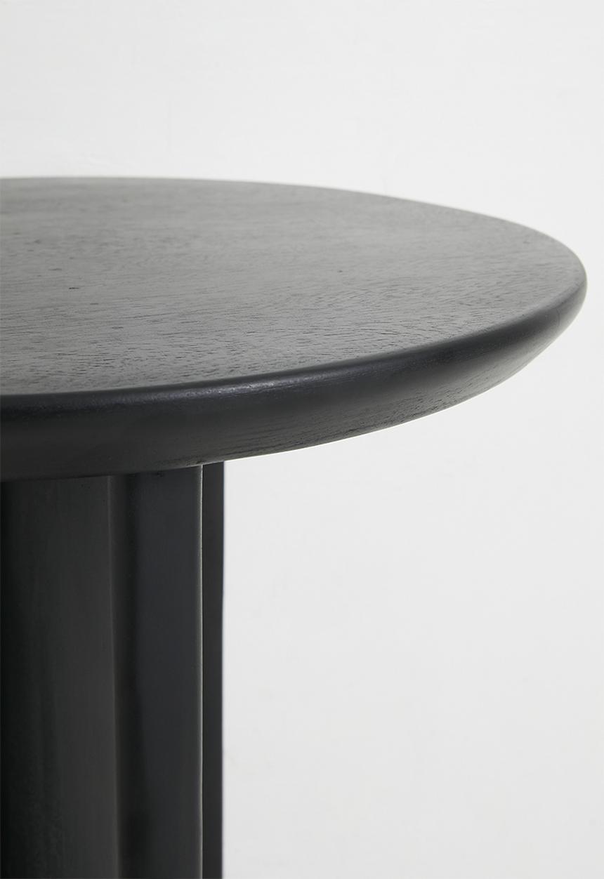 Sixth Floor - Nico side table - black