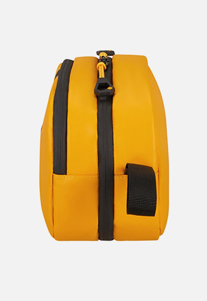 Samsonite - Paradiver Light Hanging Toilet Kit - Yellow