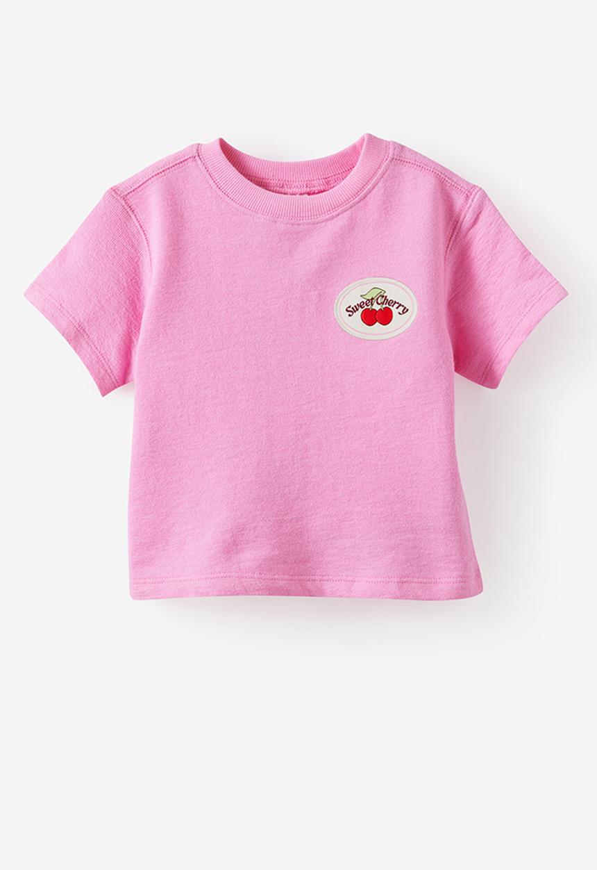 Cotton On - Tyla Knit Tee - Strawberry Milk/Sweet Cherry
