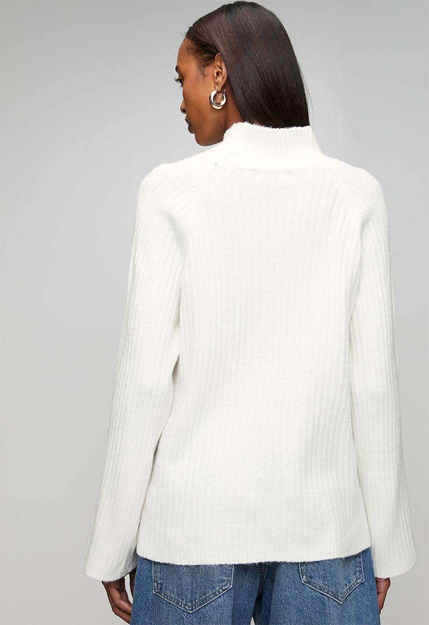 Brave Soul - Mossy Yarn Ribbed Raglan Sleeve Jumper With Turtle Neck - Cream