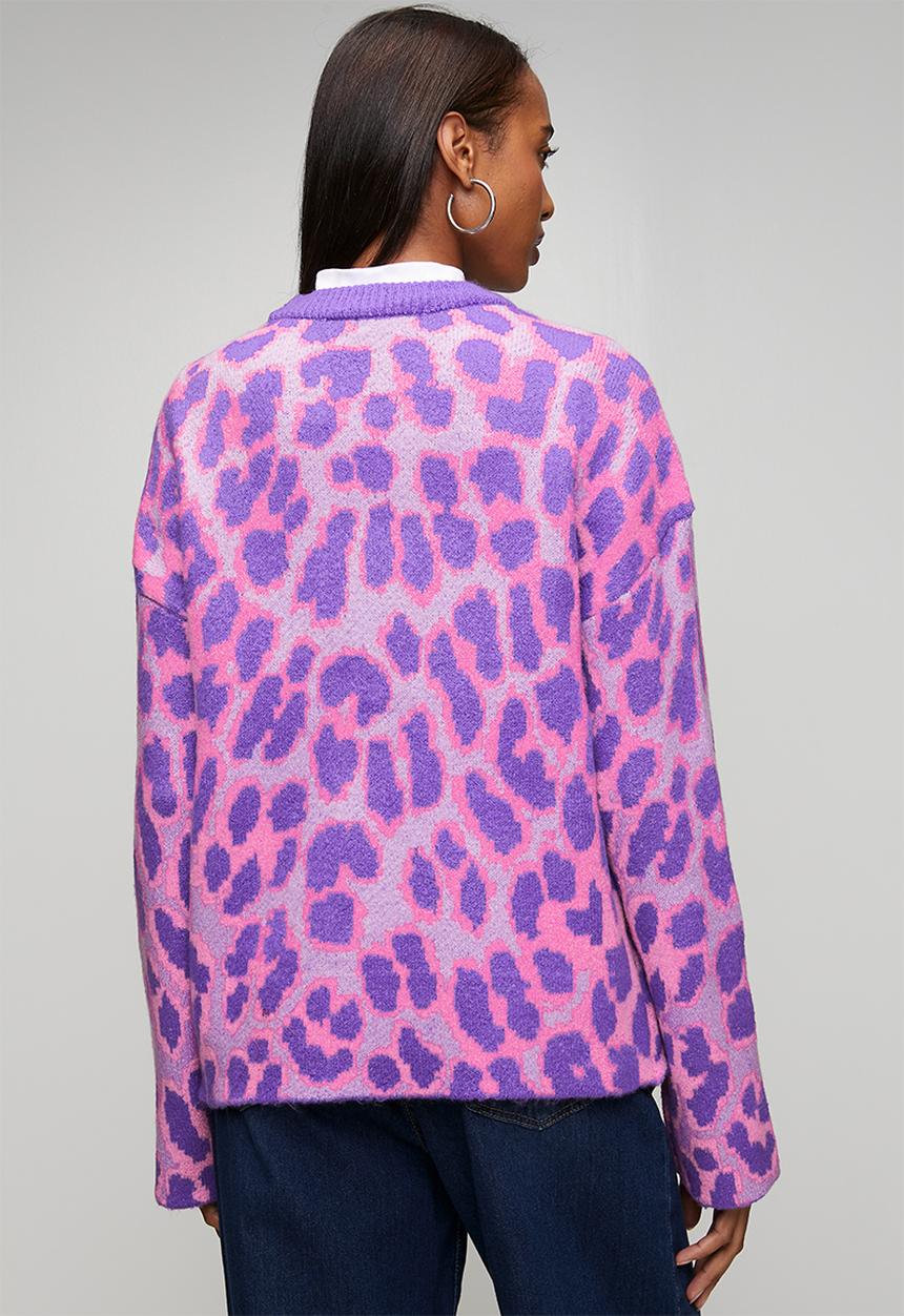 Brave Soul - Crew Neck Animal Jacquard Jumper - Pink/Lilac