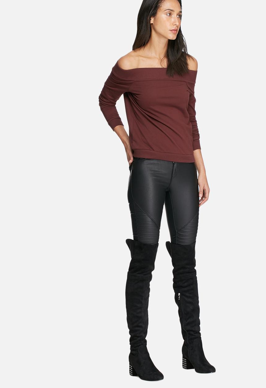 Noisy May - Chase off shoulder sweat
