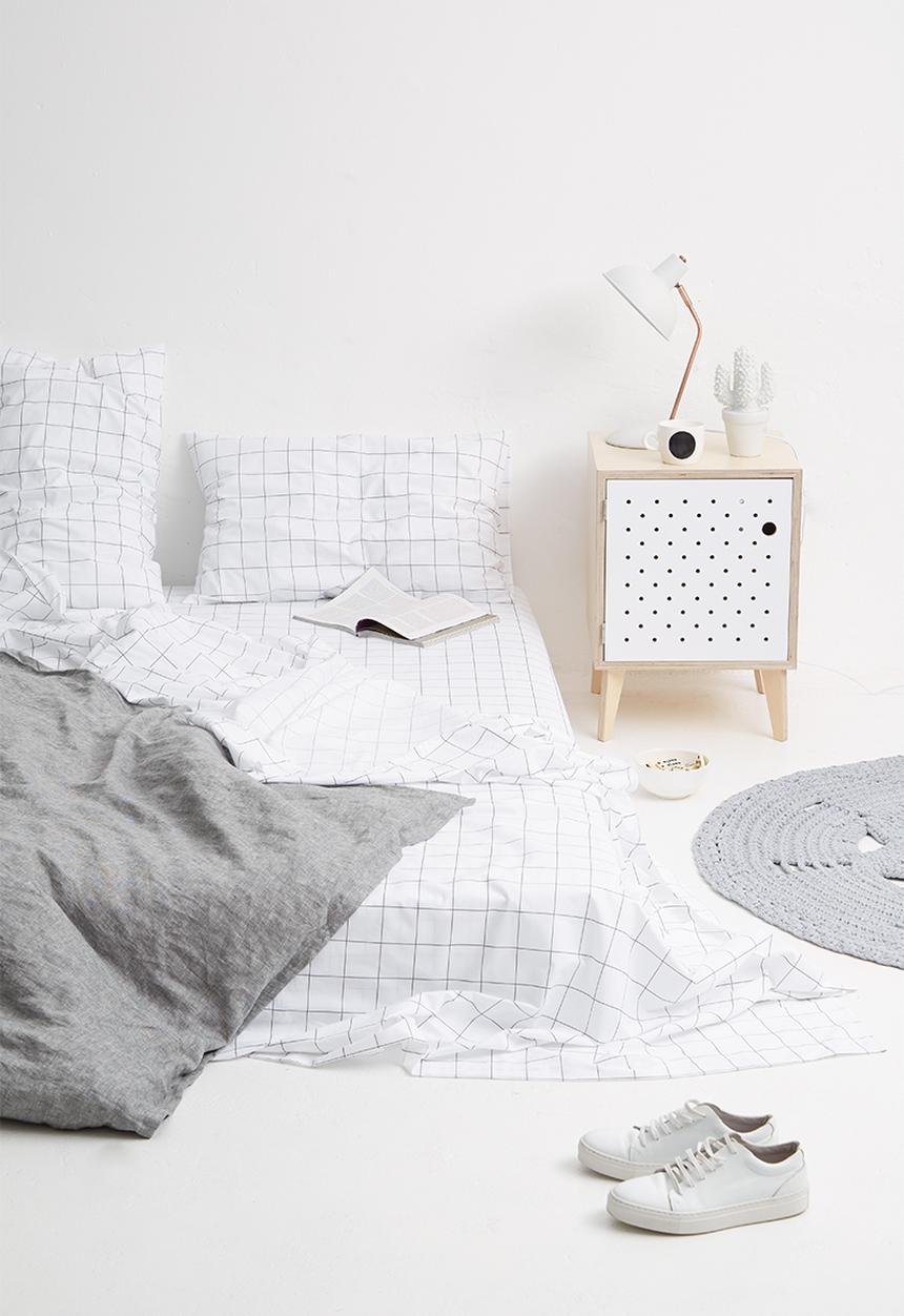 Sixth Floor - Grey grid sheet set