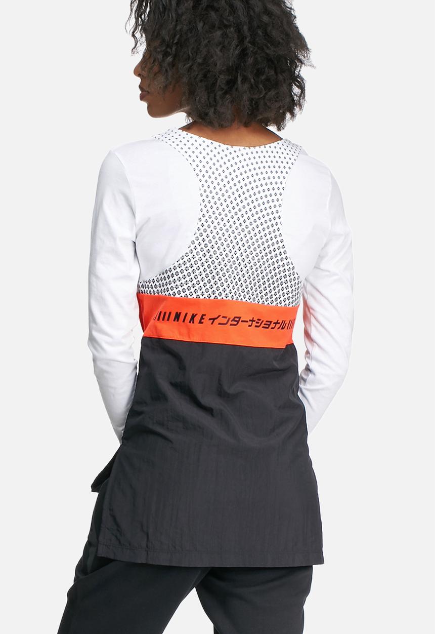 Nike - International long sleeve top