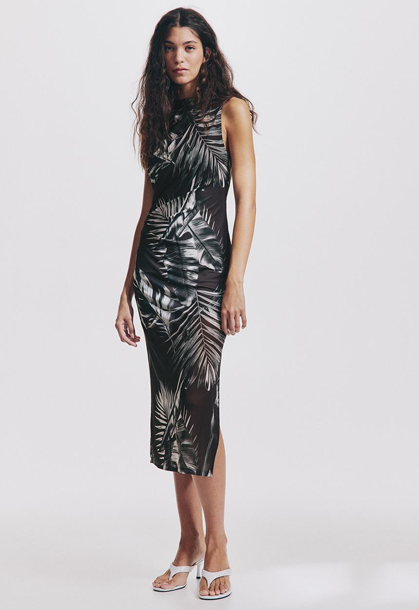 H&M - Draped midi dress - black/patterned