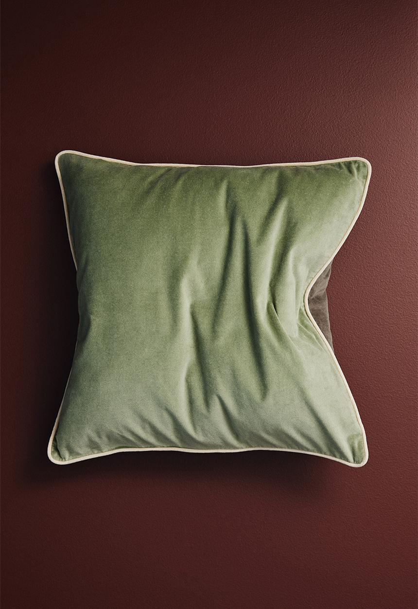 H&M - Piping-detail velvet cushion cover - light green/greige