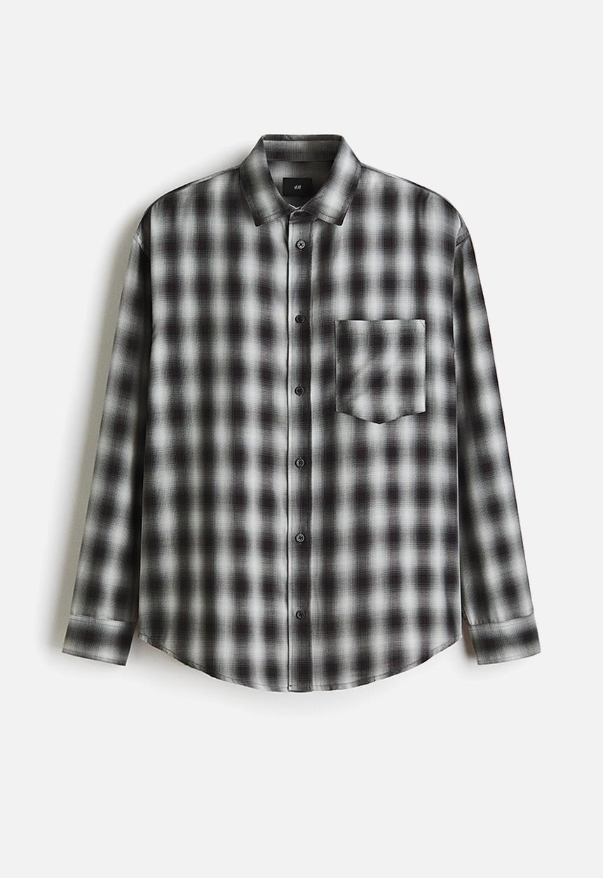 H&M - Relaxed fit shirt - dark grey/checked