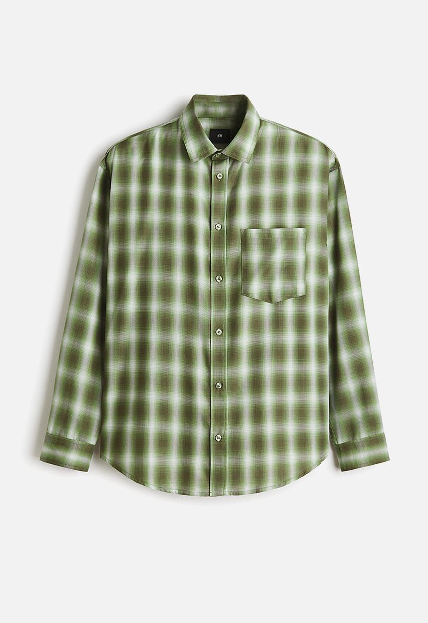 H&M - Relaxed fit shirt - khaki green/checked