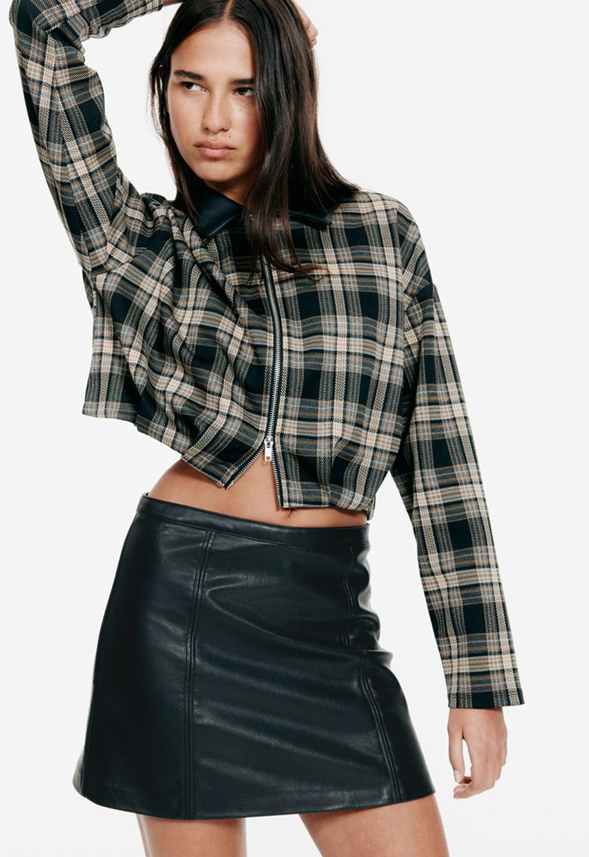 H&M - A-line mini skirt - black