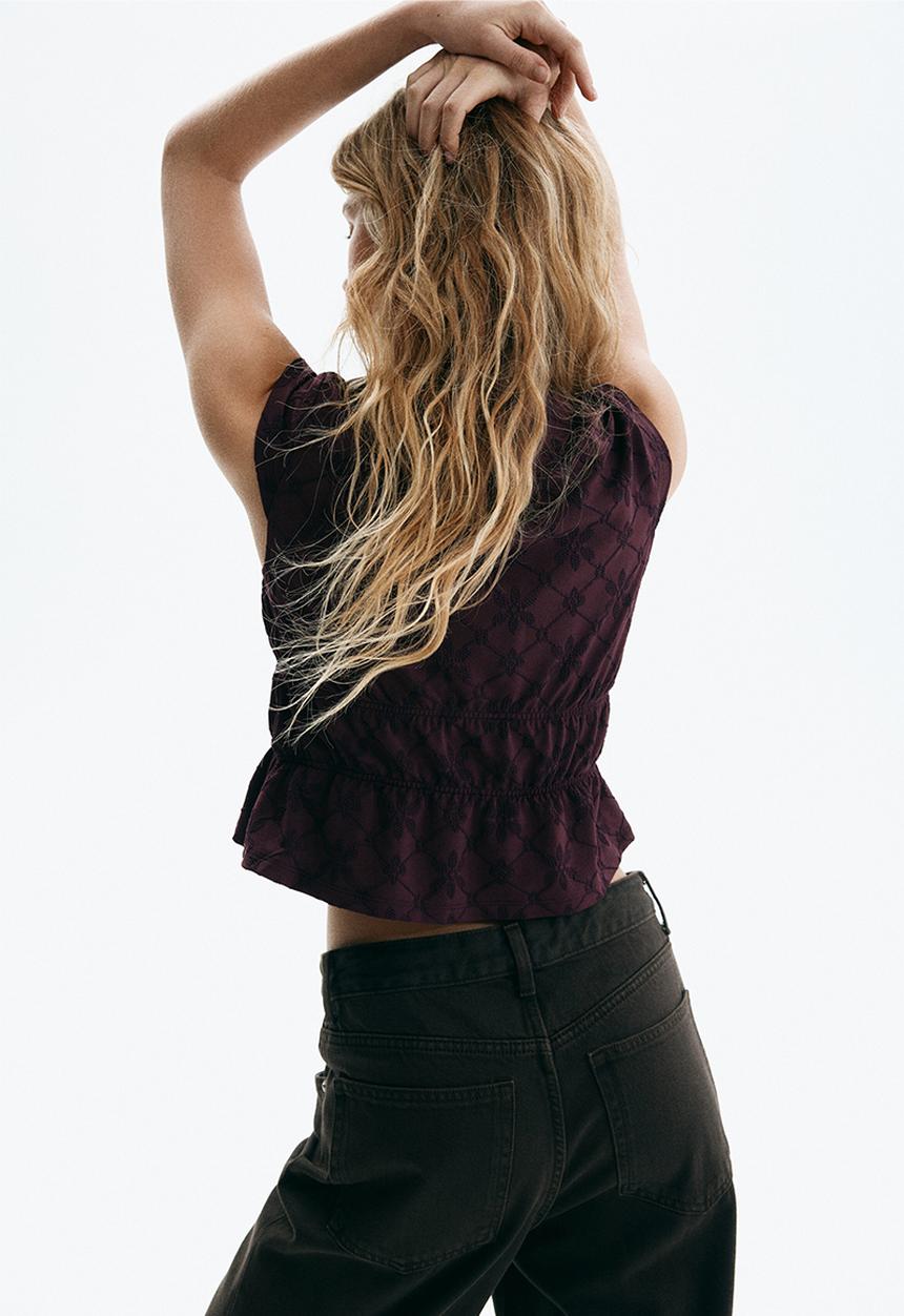 H&M - Tie-front top - plum red