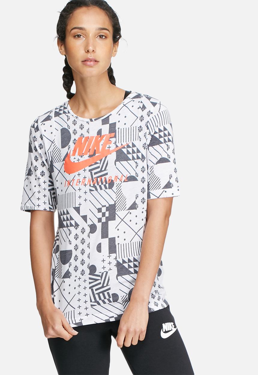 Nike - International signal tee