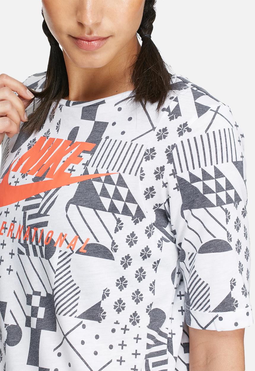 Nike - International signal tee