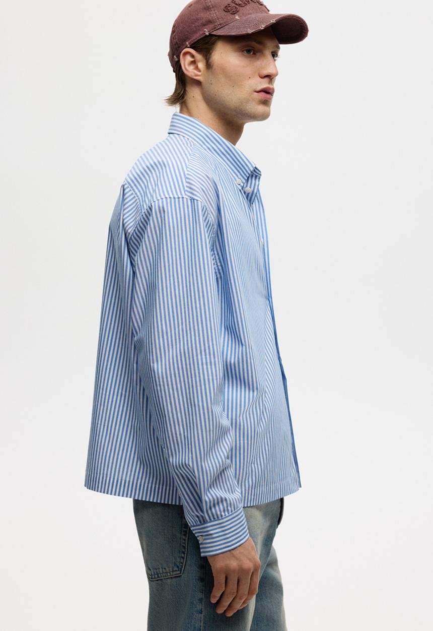 H&M - Relaxed fit cotton shirt - light blue/striped