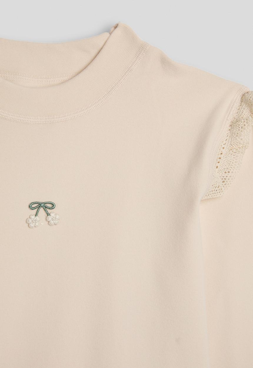 Pop Candy - Crochet ruffle top with embroidered bow - beige