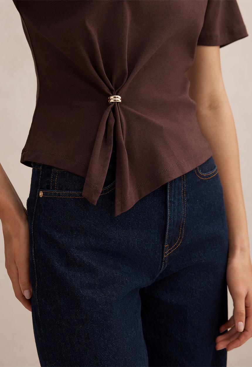 Forever New - Lani hardware detail T-shirt in chocolate