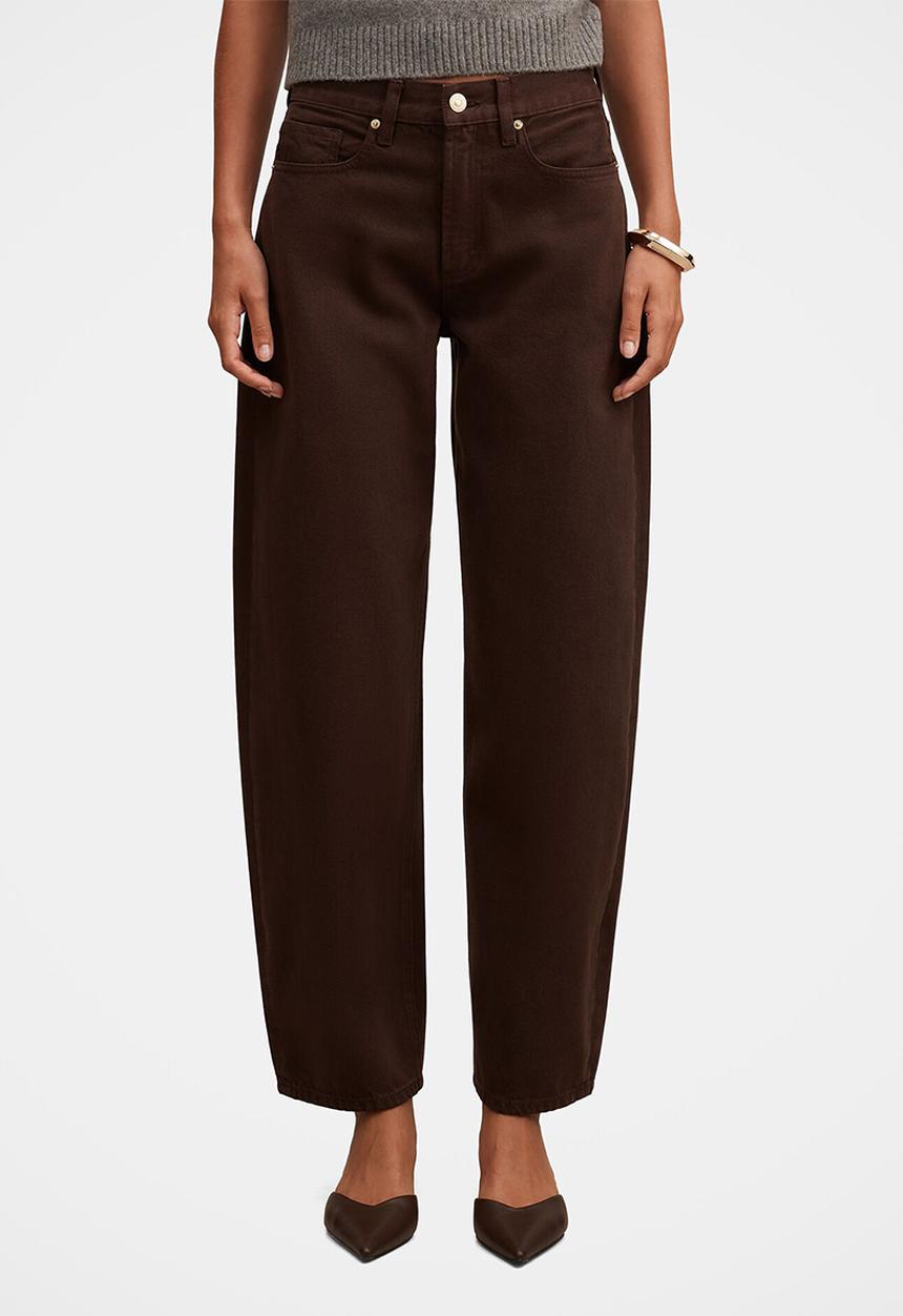 Forever New - Emma mid-rise barrel jeans in chocolate