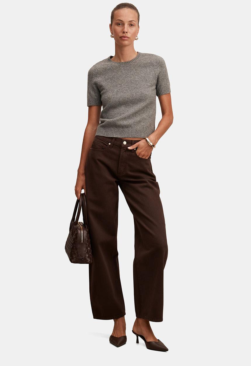 Forever New - Emma mid-rise barrel jeans in chocolate