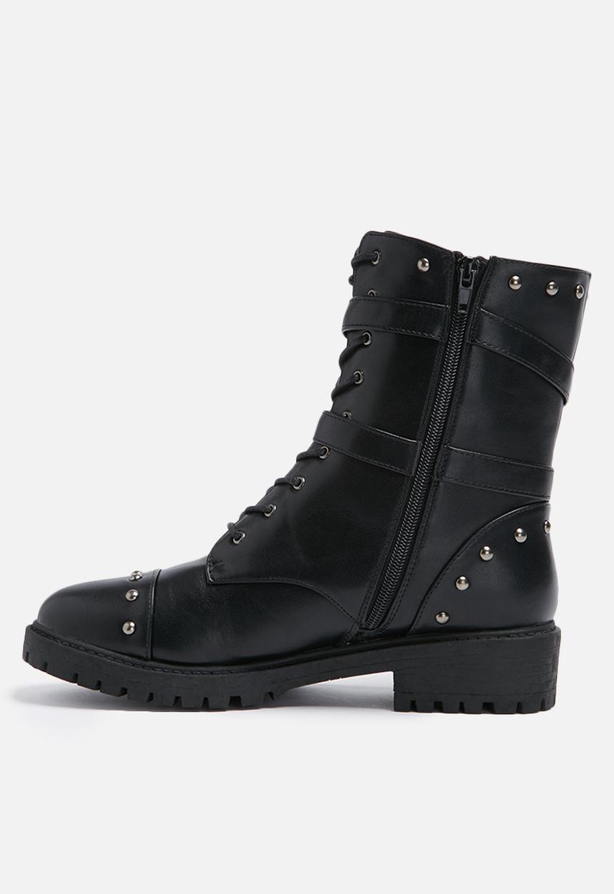 Daisy Street - Buckle studded boot