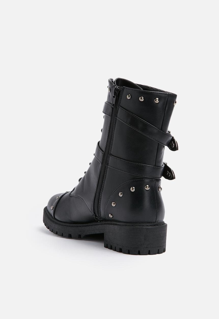 Daisy Street - Buckle studded boot