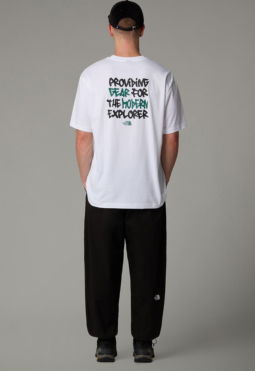 The North Face - M S/S Graffiti Style Tee Oversize Fit - Tnf White/Black-Evergreen