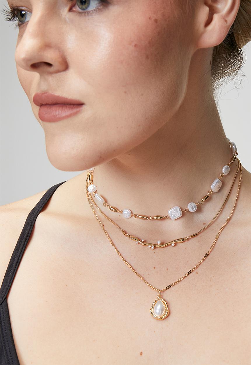Tessa Design - Fayelynn Stacked Shell Beaded Necklaces - Gold