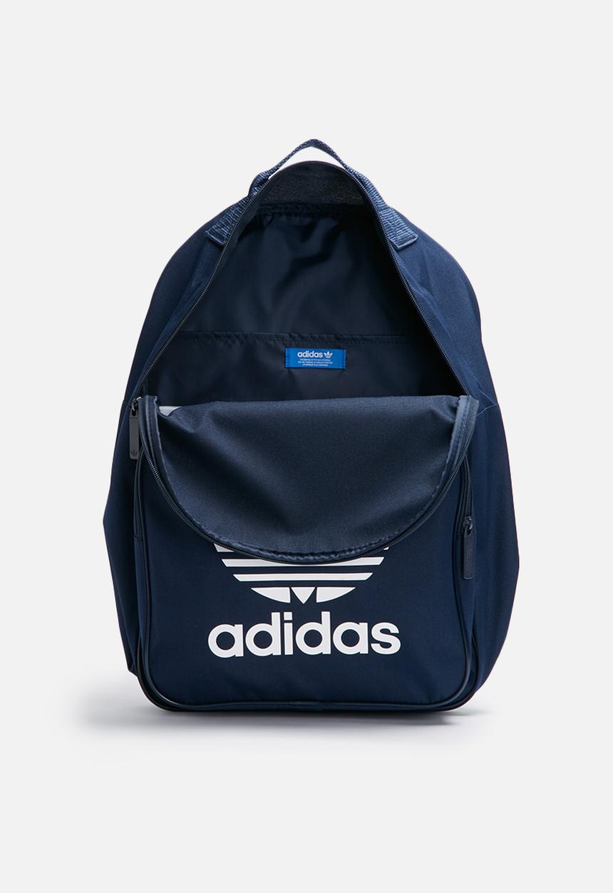 adidas Originals - Classic trefoil