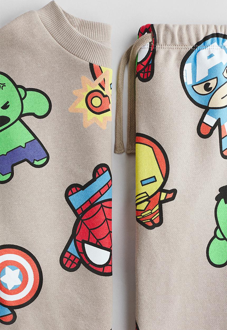 H&M - 2-Piece printed sweatshirt set - beige/marvel comics