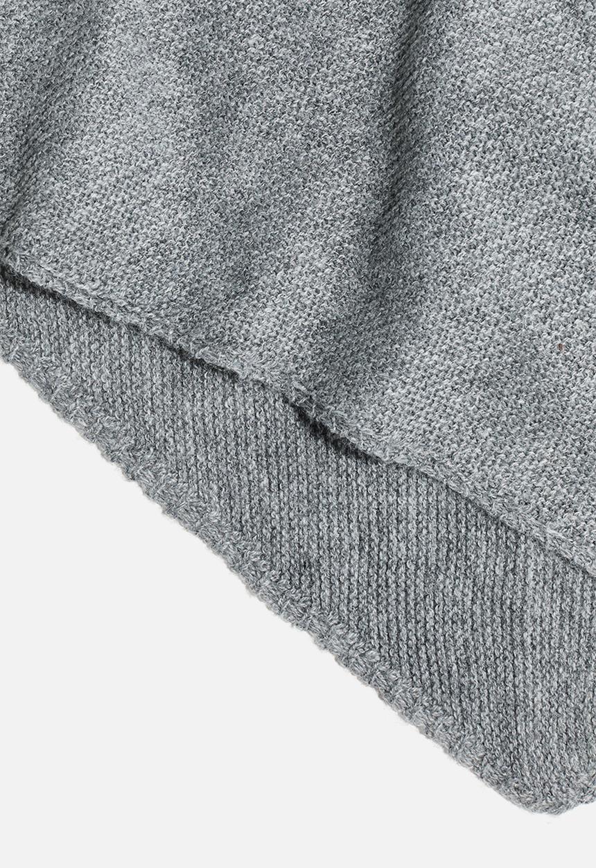 H&M - Garter-stitched triangle scarf - grey marl