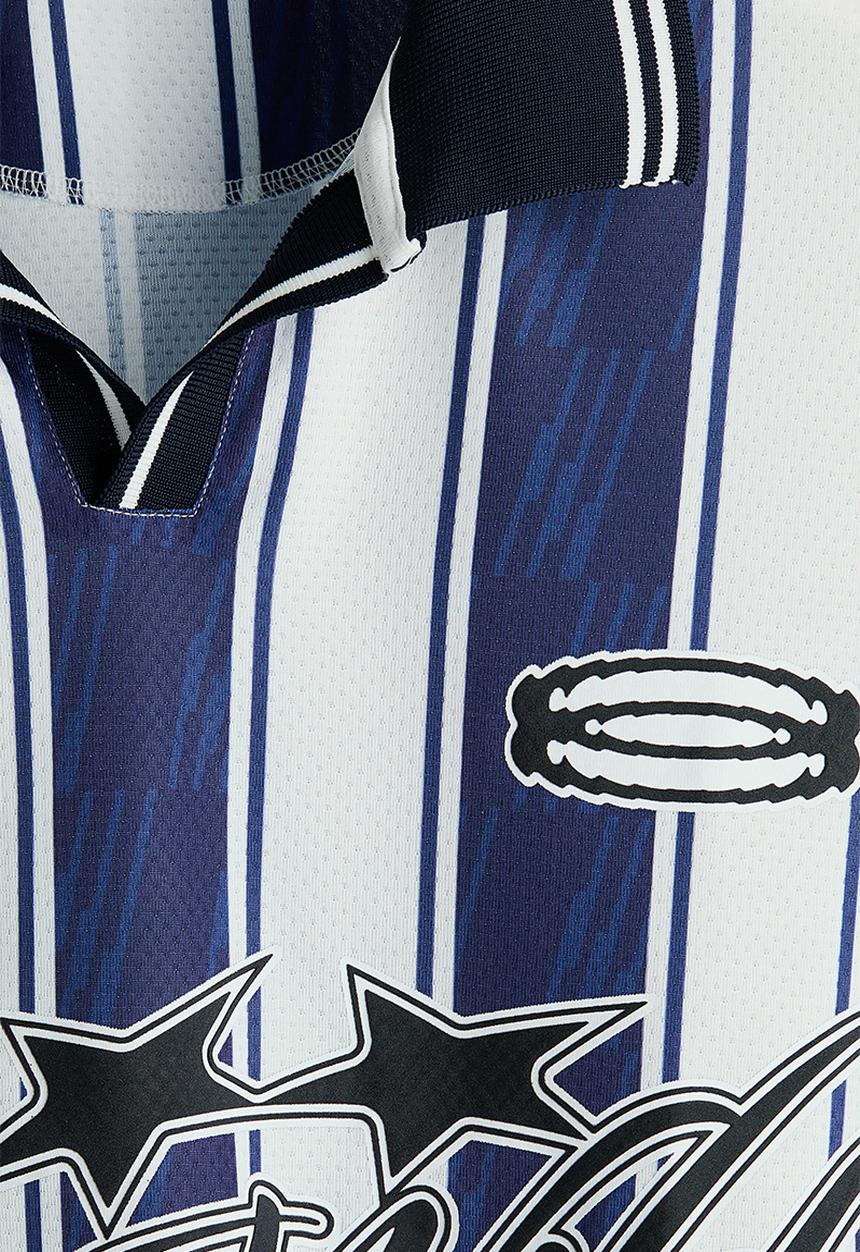 H&M - Loose fit football shirt - dark blue/run wild