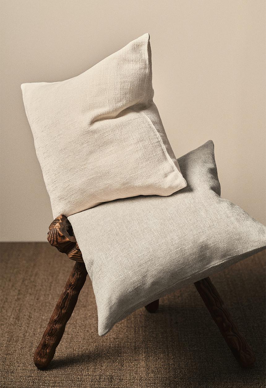 H&M - Chenille cushion cover - cream