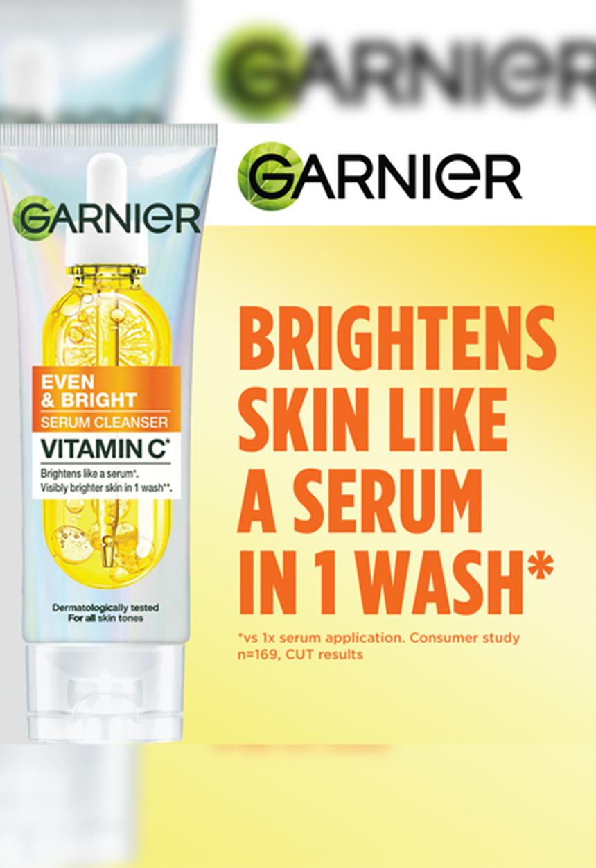 Garnier - Even and Bright Vitamin C Booster Serum Regime Bundle Set- 3 Piece