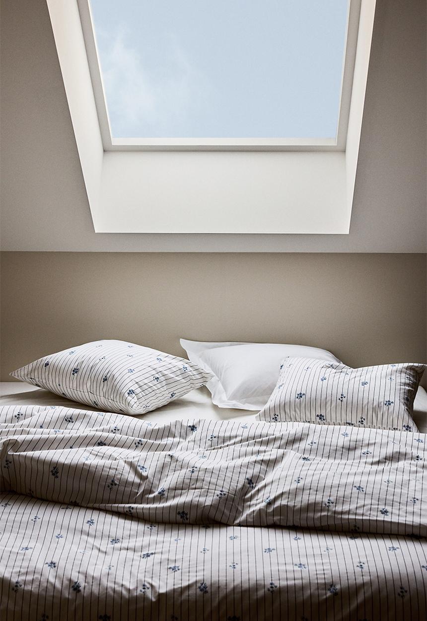 H&M - Cotton percale double/king duvet cover set - white/floral
