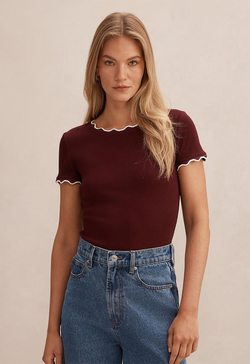 Forever New - Rebecca scallop trim T-shirt in - deep maroon/porcelain