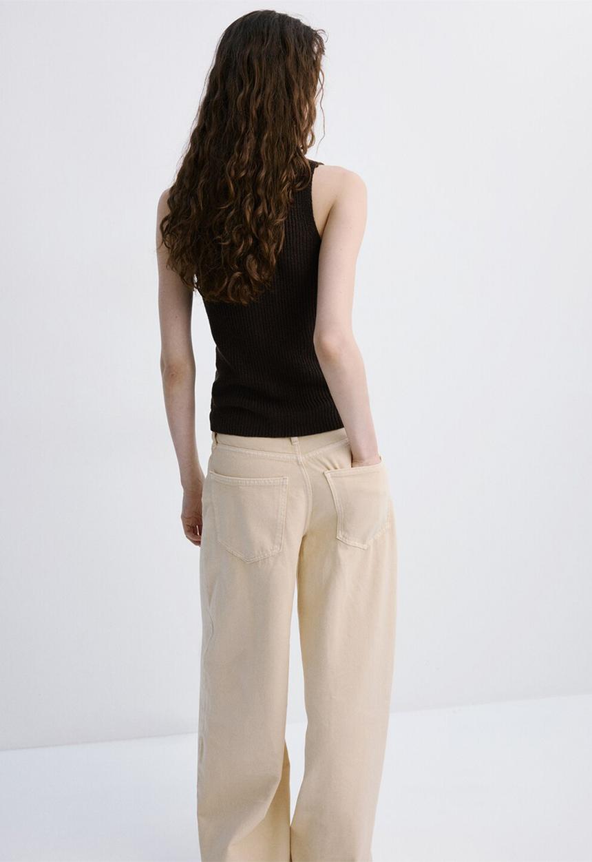 MANGO - Vest jazmin - dark brown