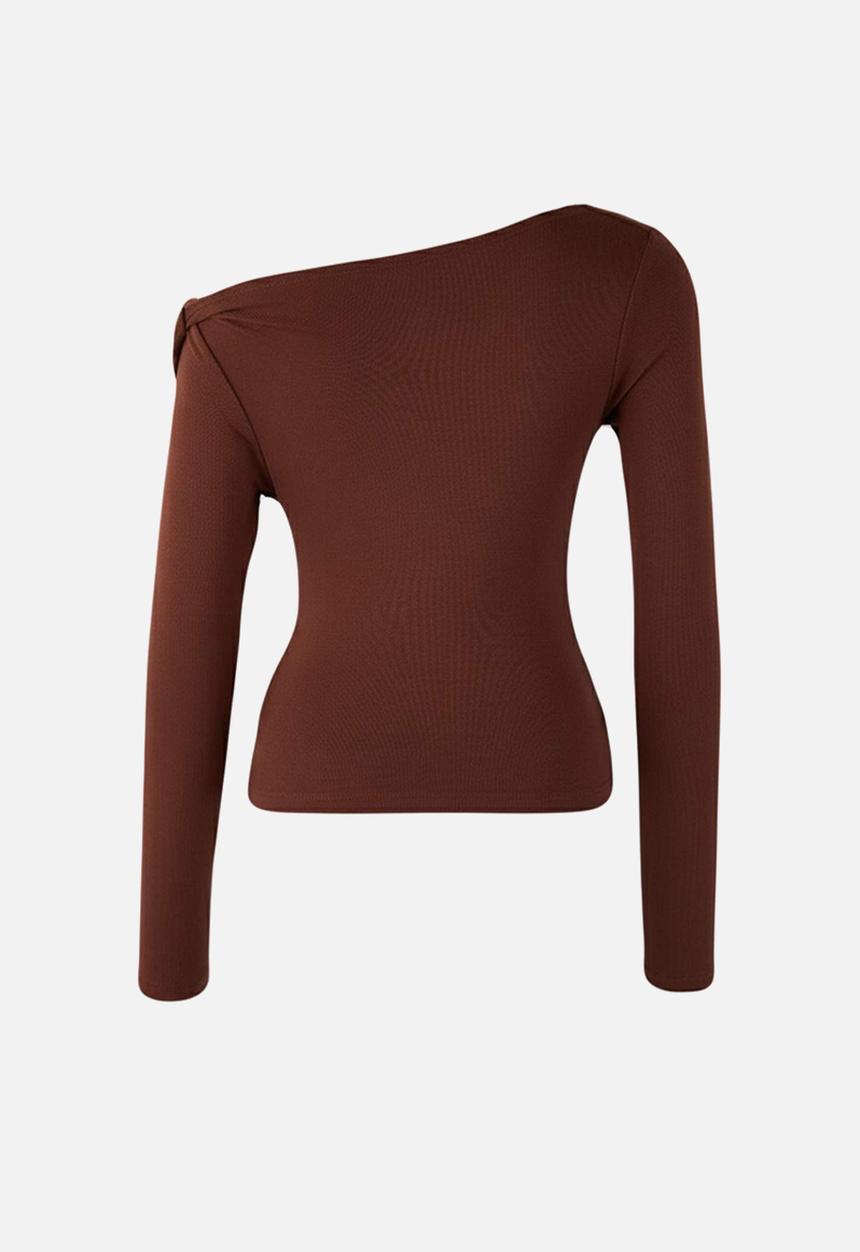 Trendyol - Fitted Bodycon Asymmetric Knitted Blouse - Brown