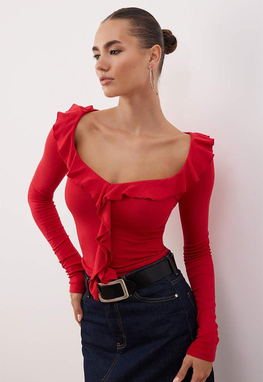 Trendyol - Ruffled Fitted Bodycon Knitted Blouse - Red