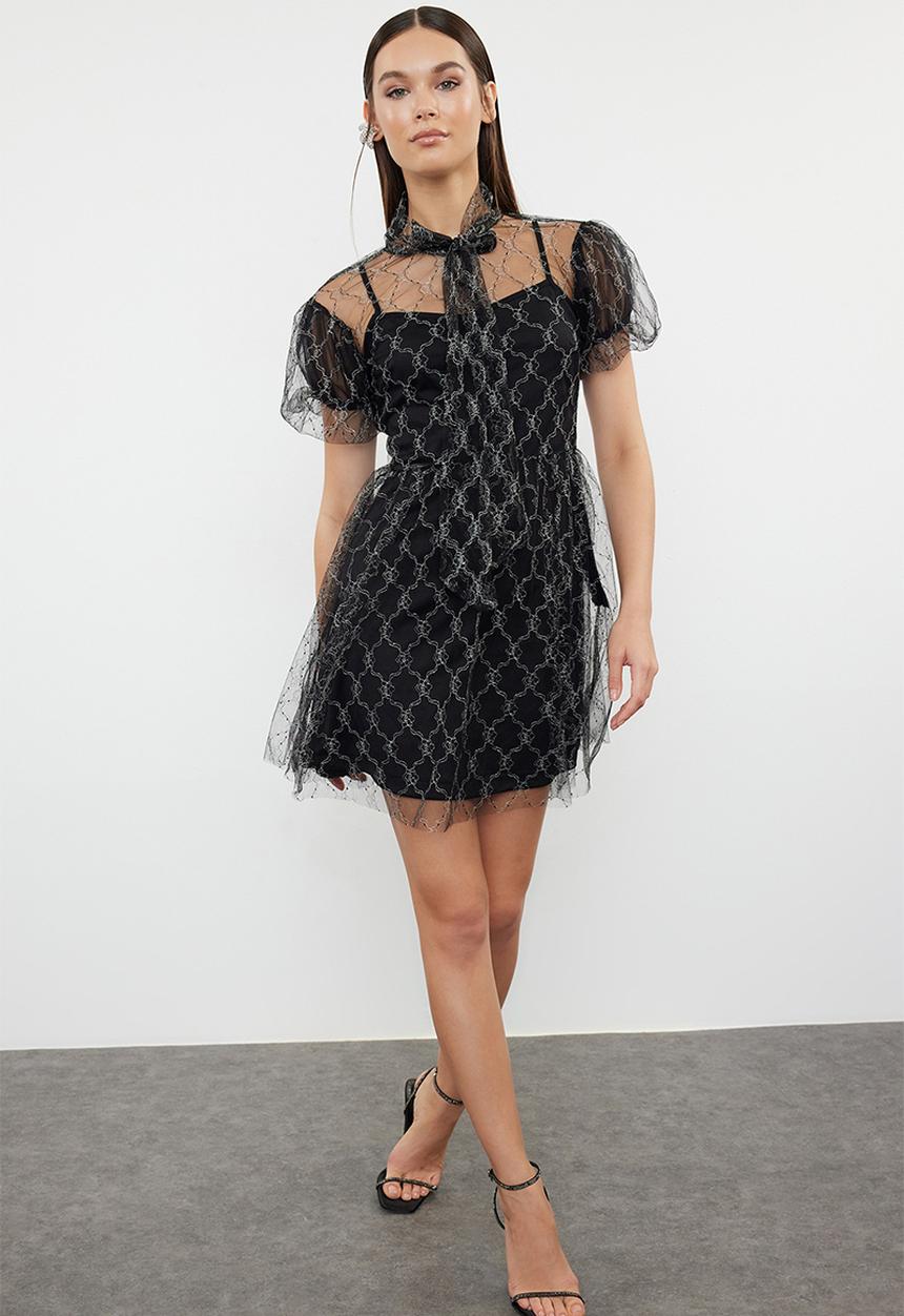 Trendyol - A-Cut Tulle Short Dress - Black