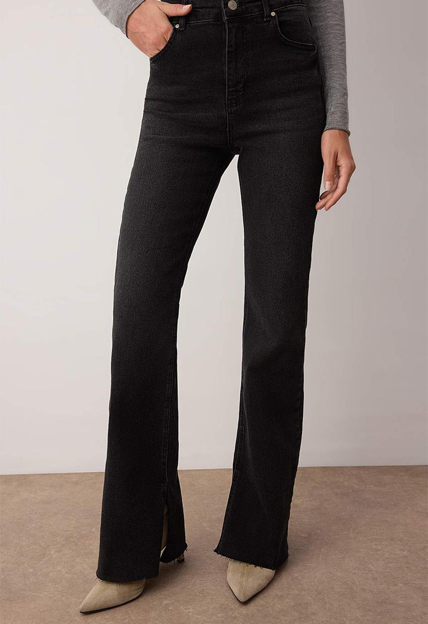 Trendyol - High Waist Flare Jeans with Slit Detail - Black