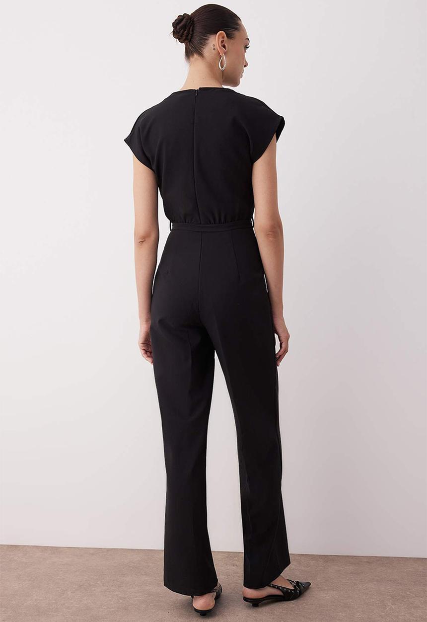 Trendyol - Belted Wide Leg Detachable Collar Jumpsuit - Black