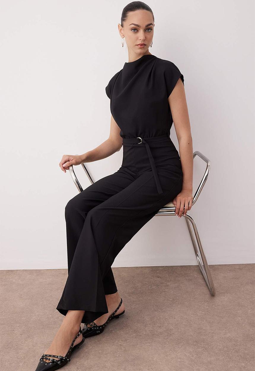Trendyol - Belted Wide Leg Detachable Collar Jumpsuit - Black