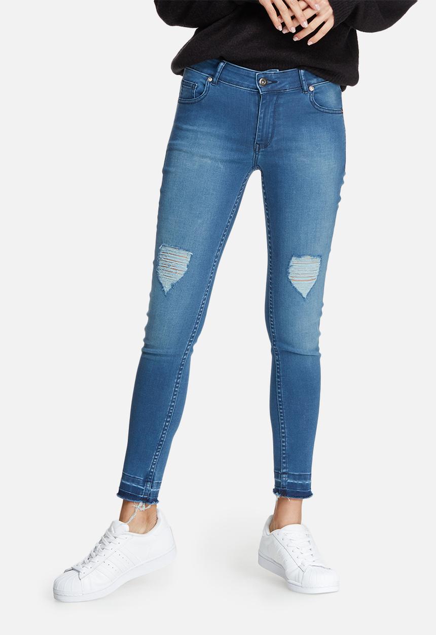 dailyfriday - Ameli raw hem skinny