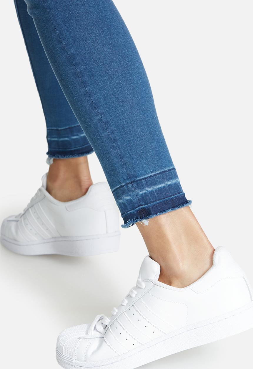 dailyfriday - Ameli raw hem skinny