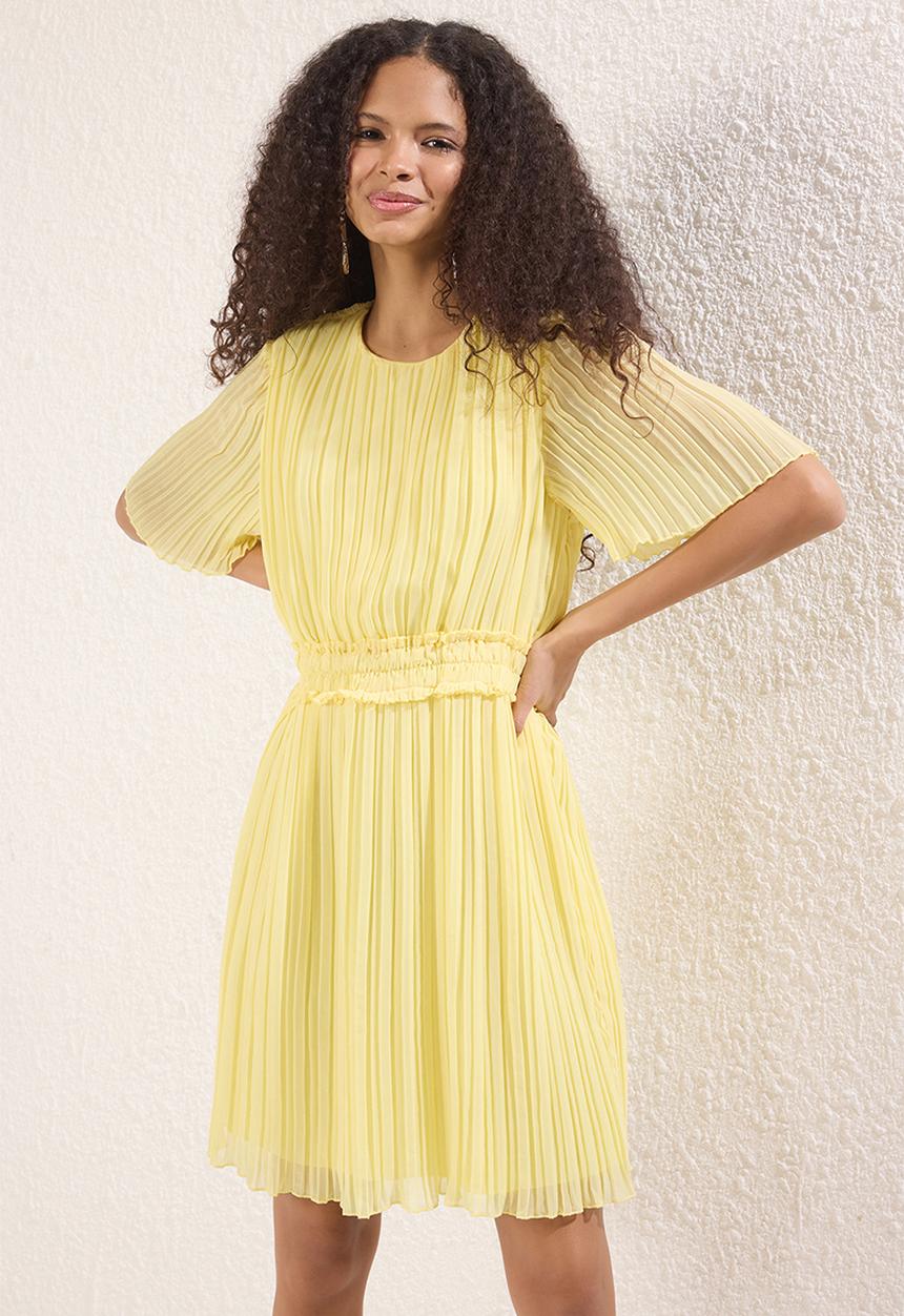 Trendyol - Pleated Lined Chiffon Woven Mini Dress - Yellow