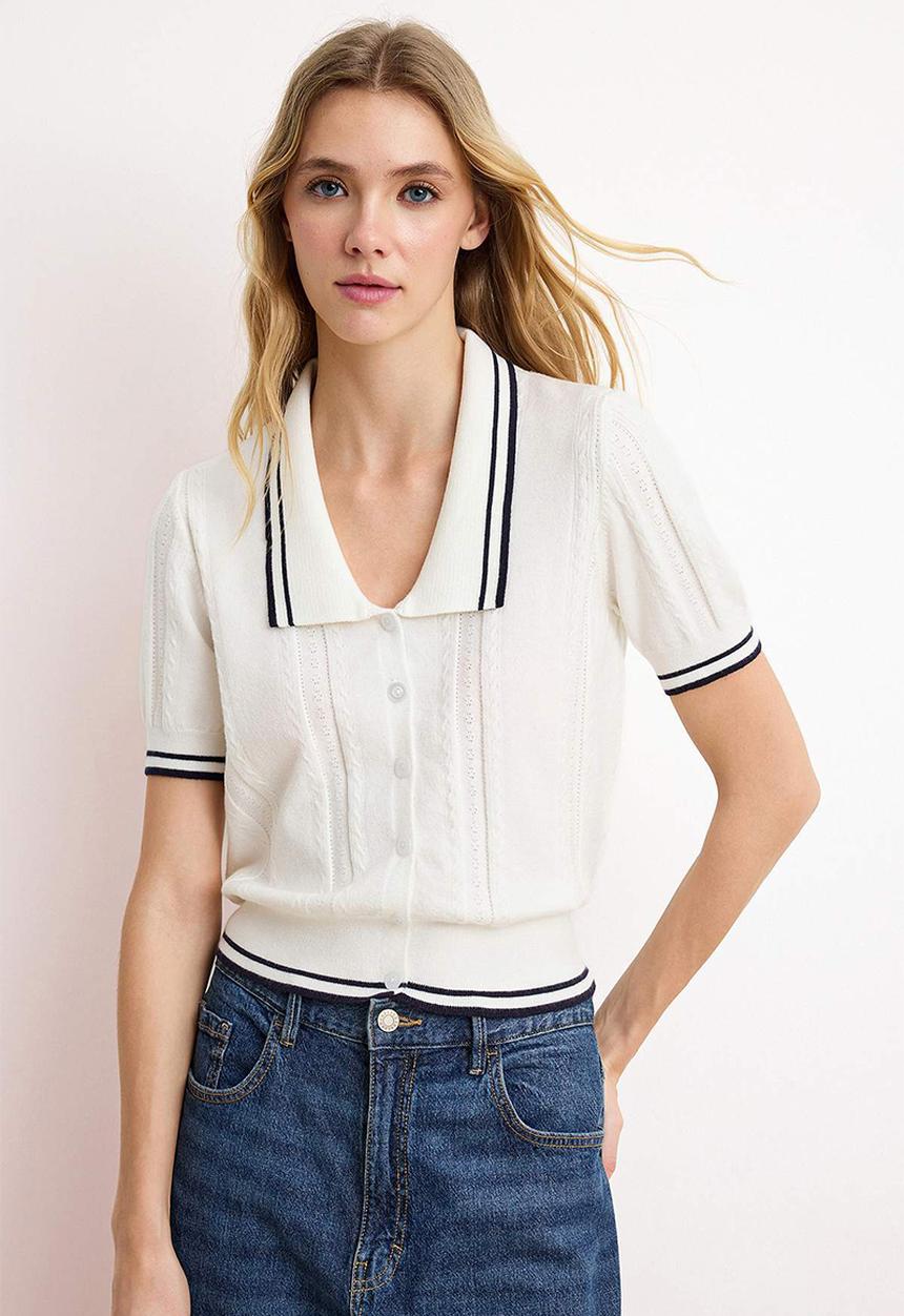 Trendyol - Polo Collar Buttoned Short Sleeve Knitwear - Ecru