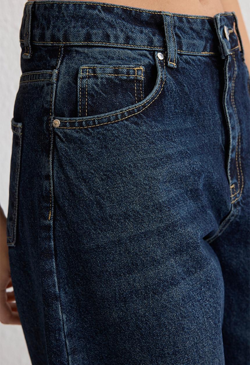 Trendyol - Relaxed Fit Jeans - Dark Blue