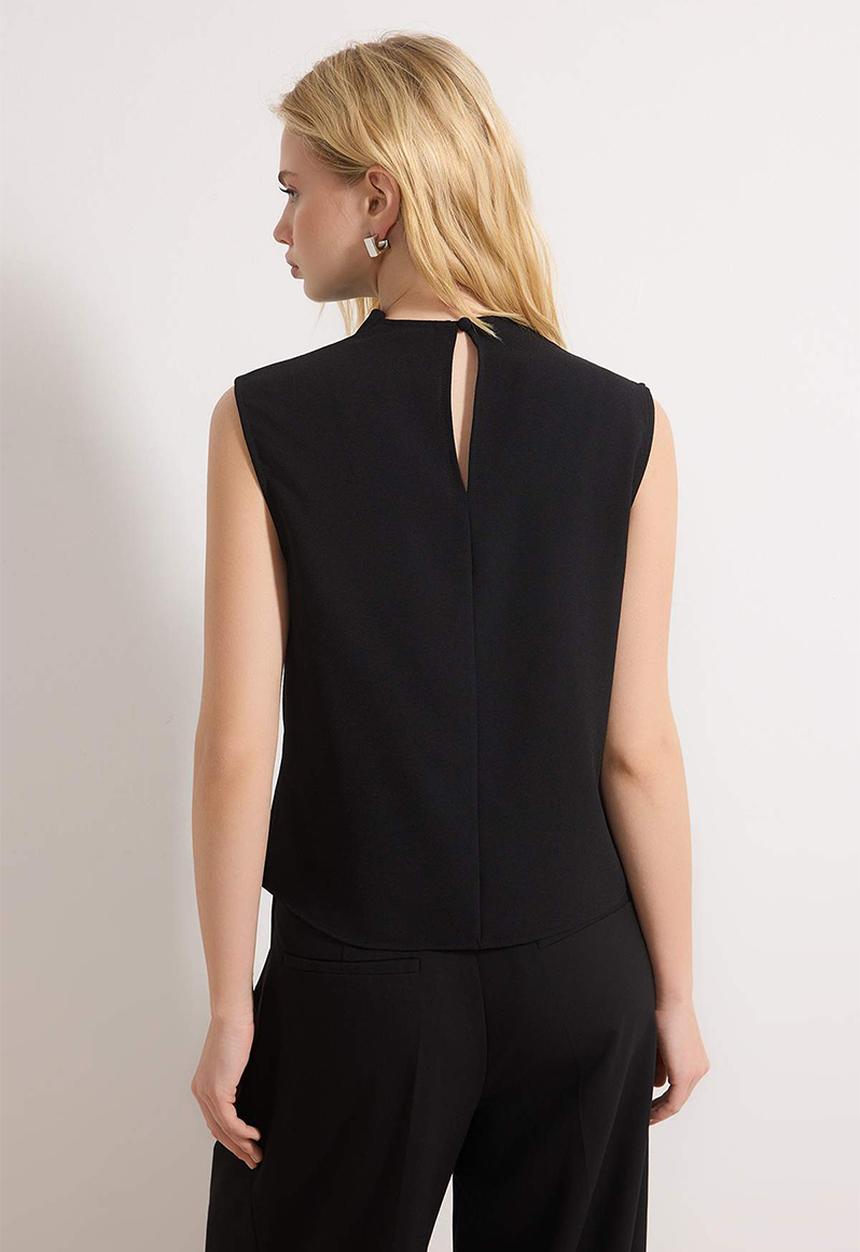 Trendyol - Woven Crepe Blouse - Black