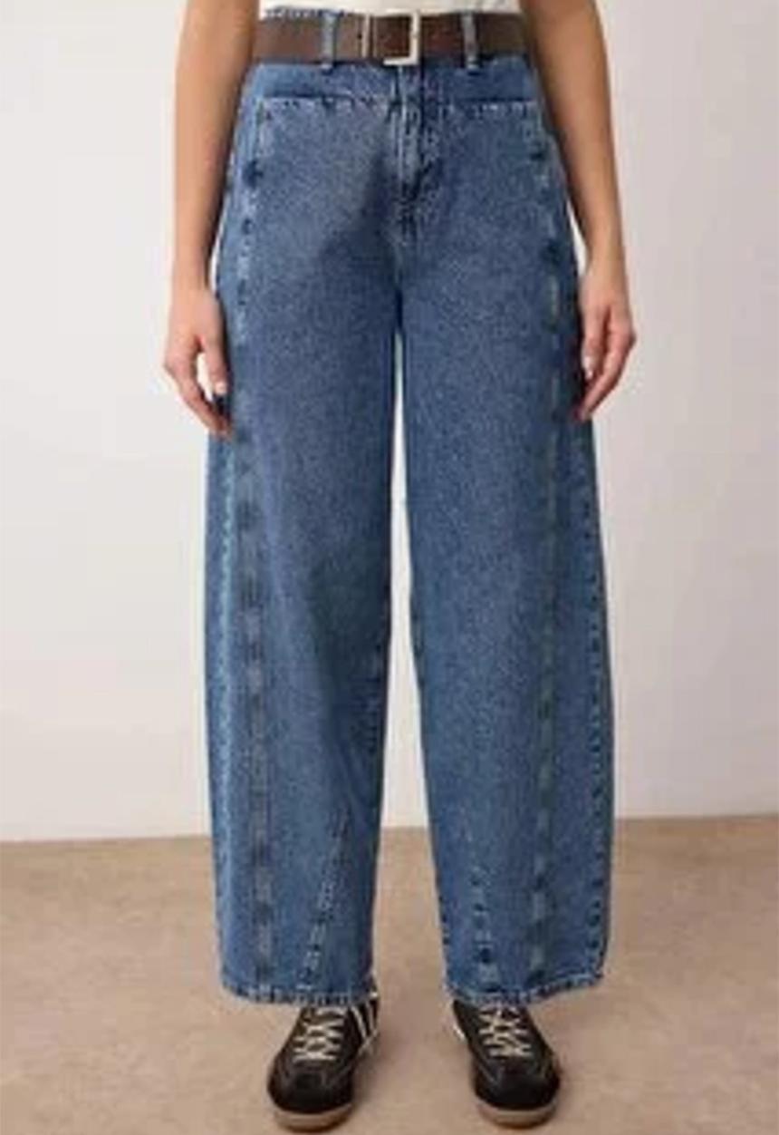 Trendyol - High Waist Baggy Jeans with Belt Detail - Blue