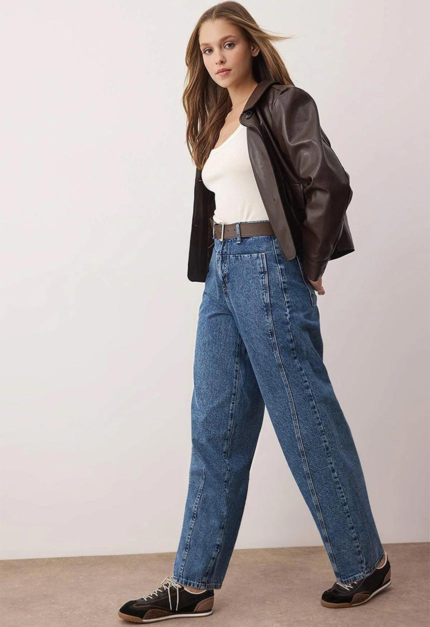 Trendyol - High Waist Baggy Jeans with Belt Detail - Blue