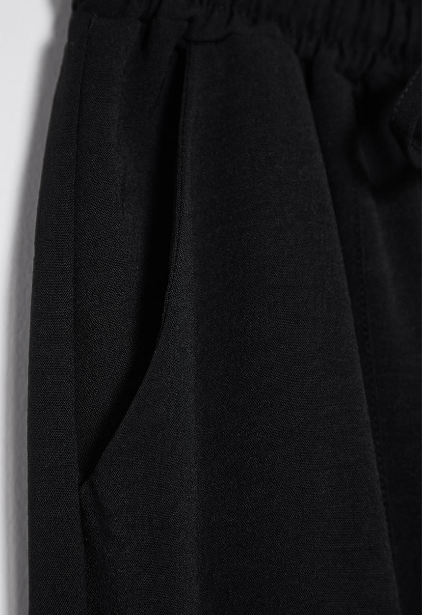 Trendyol - Elastic Waist Harem Pants - Black