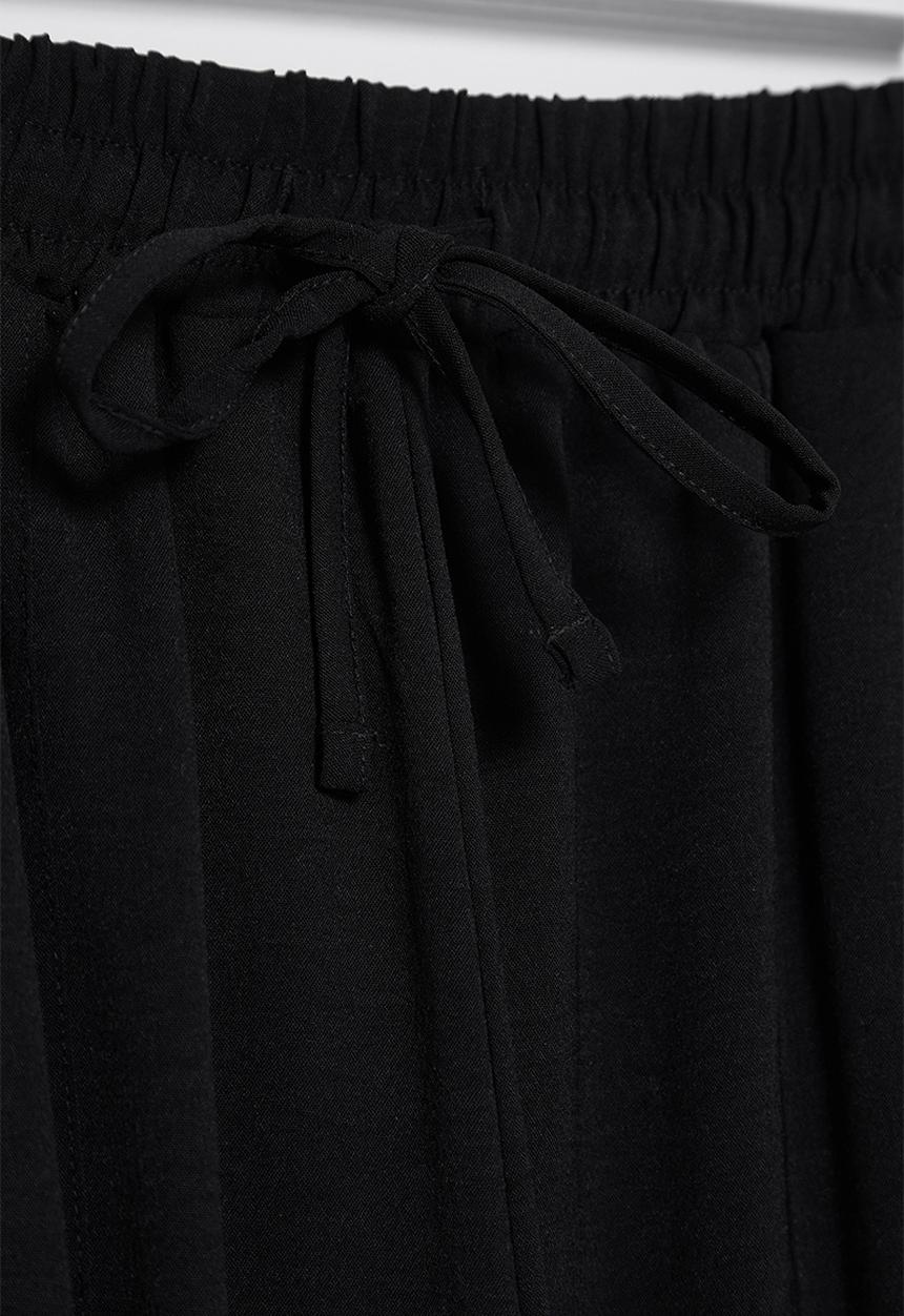 Trendyol - Elastic Waist Harem Pants - Black